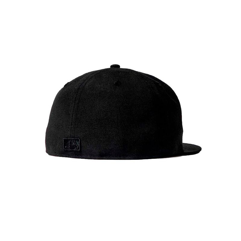 4047322-322-3_newera.gula