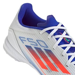 TENIS ADIDAS F50 CLUB TF CLOUD WHITE/SOLAR RED/ LUCID BLUE CABALLERO - BLANCO